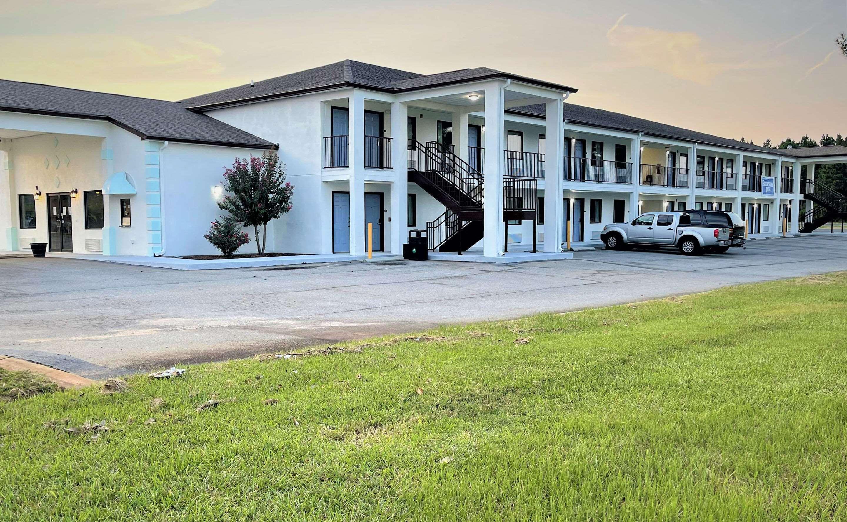Days Inn Sandersville Dış mekan fotoğraf
